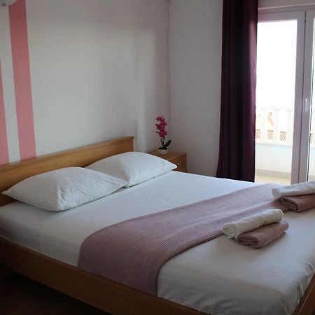Apartments Renata Donji Seget Dış mekan fotoğraf