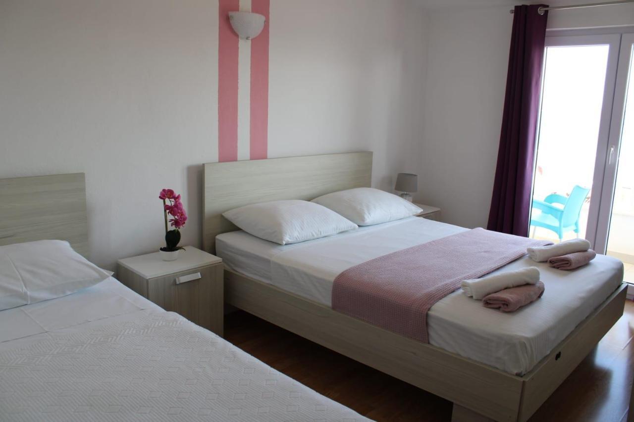 Apartments Renata Donji Seget Dış mekan fotoğraf