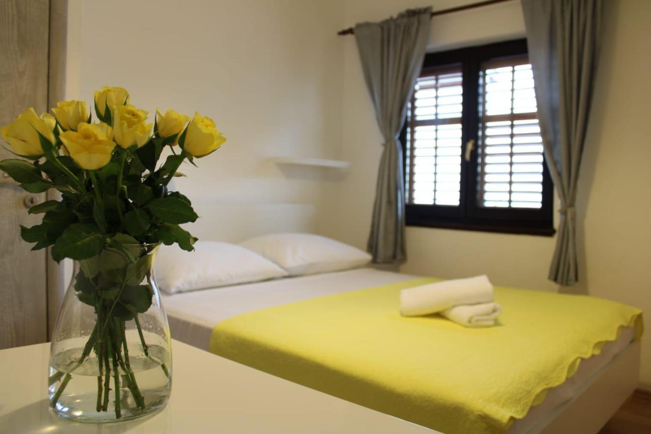 Apartments Renata Donji Seget Dış mekan fotoğraf