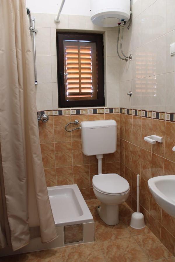 Apartments Renata Donji Seget Dış mekan fotoğraf
