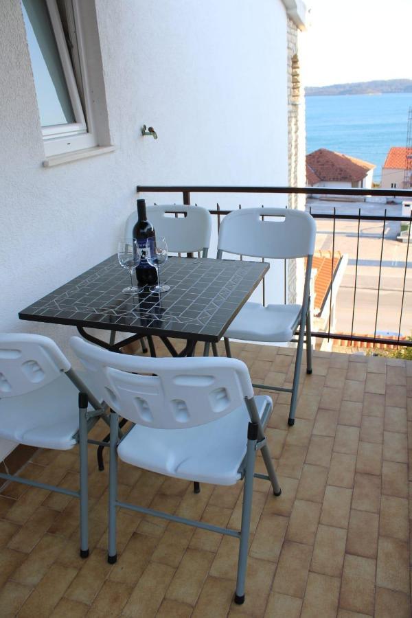 Apartments Renata Donji Seget Dış mekan fotoğraf
