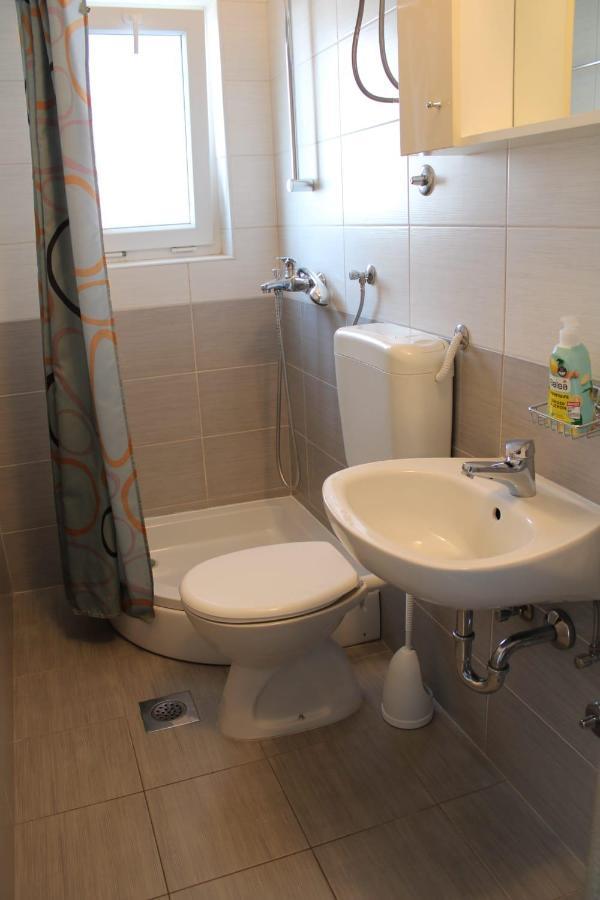Apartments Renata Donji Seget Dış mekan fotoğraf