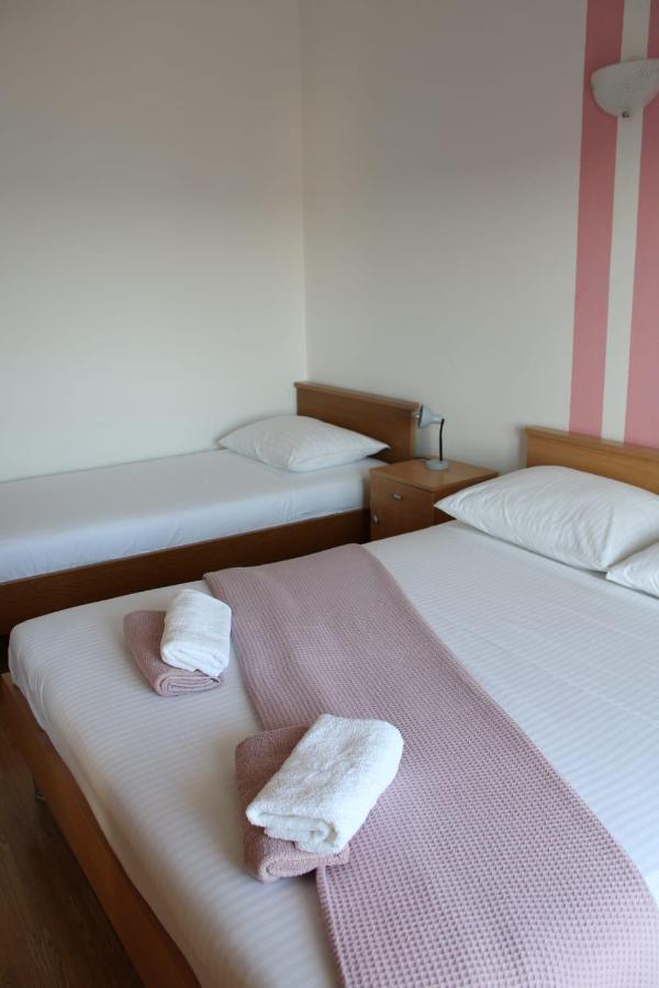 Apartments Renata Donji Seget Dış mekan fotoğraf